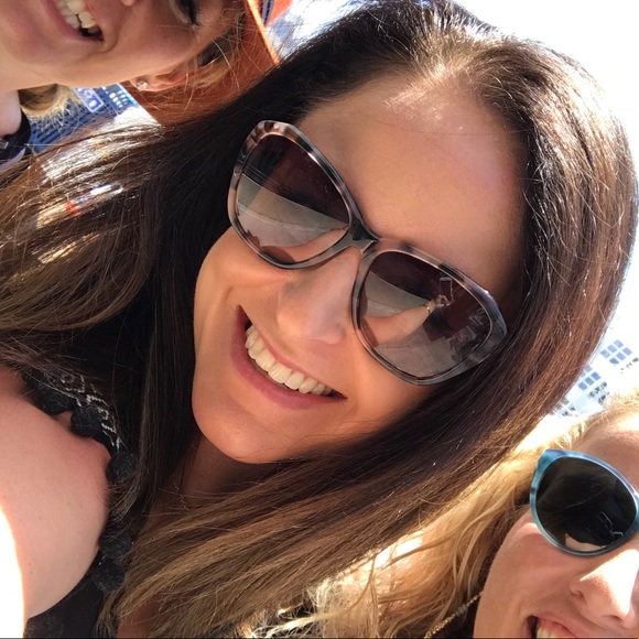 Meet your Posher, Catherine - Picture 2 of 2